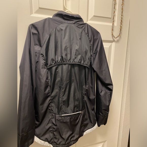 Nike Fitstorm Full Zip Jacket Women's Black Vented Windbreaker Mock Neck SZ SM - Picture 2 of 16